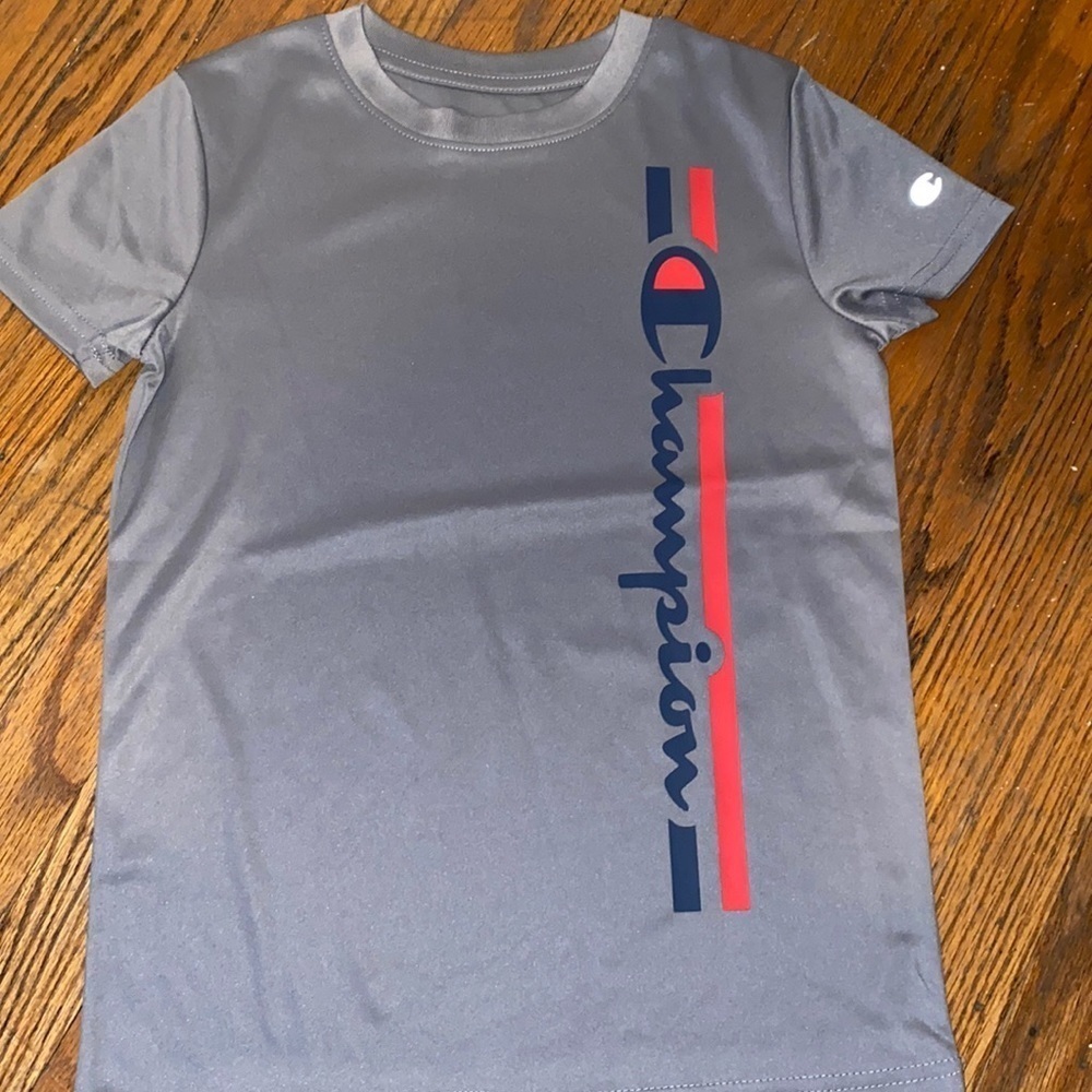 CHAMPION size 7/8 shirt nwot